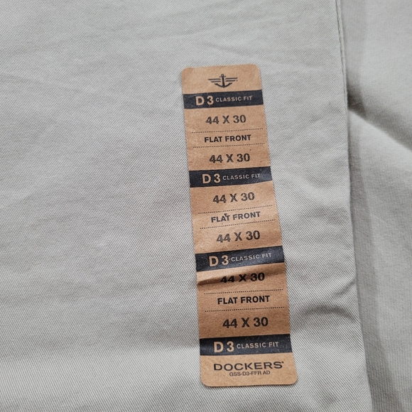 DOCKERS D3 Classic Fit Jeans. - Picture 6 of 10